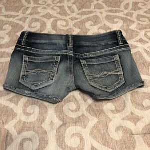 Mudd short shorts ☀️